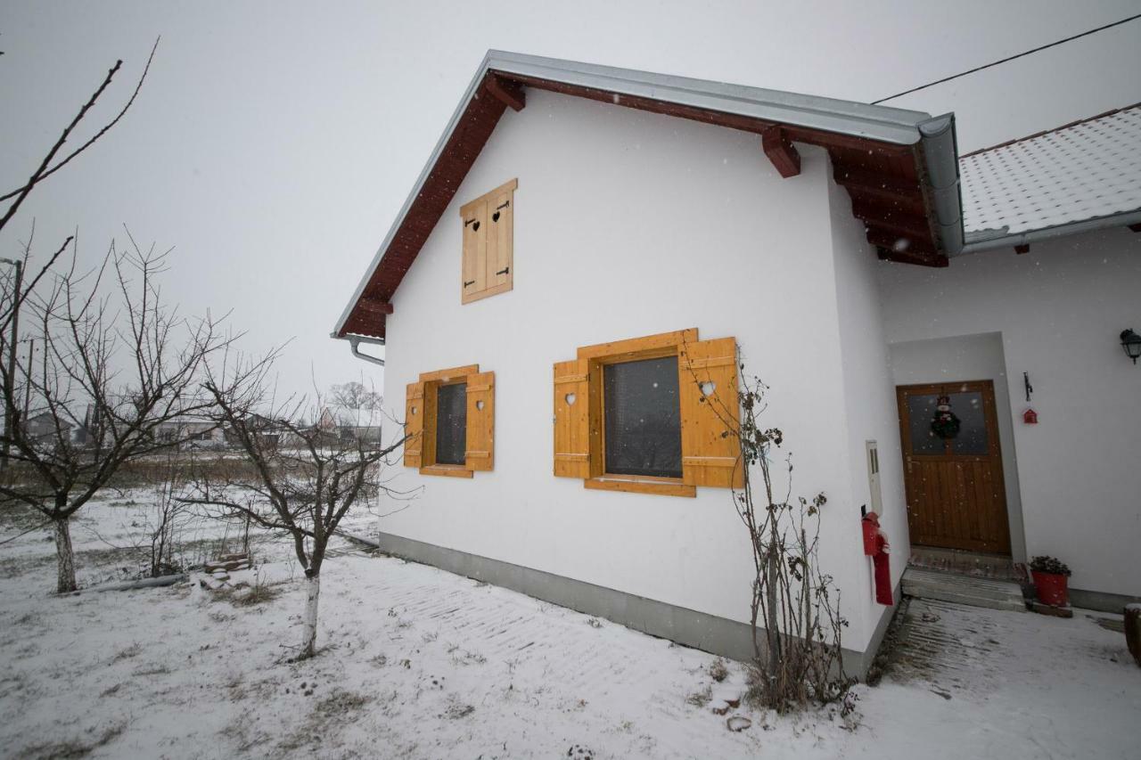 Kuca Za Odmor "Dva Srca" Ceminac Exterior foto