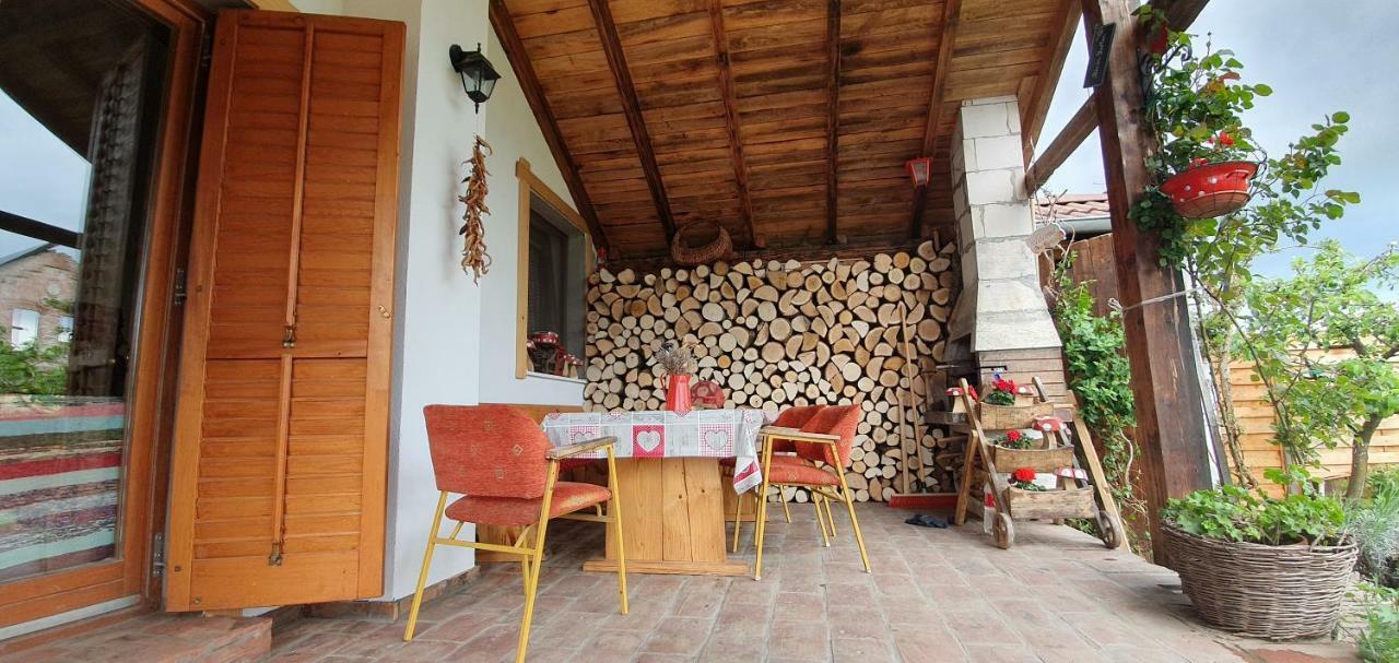 Kuca Za Odmor "Dva Srca" Ceminac Exterior foto